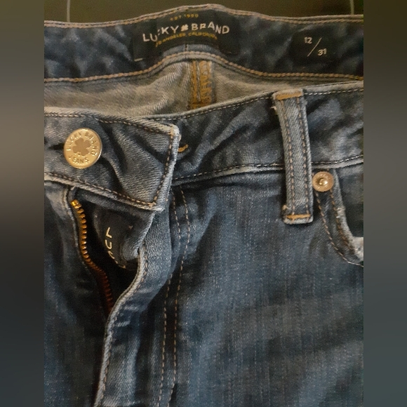 Lucky Brand Lolita Cut Offs Burmuda - Picture 9 of 15